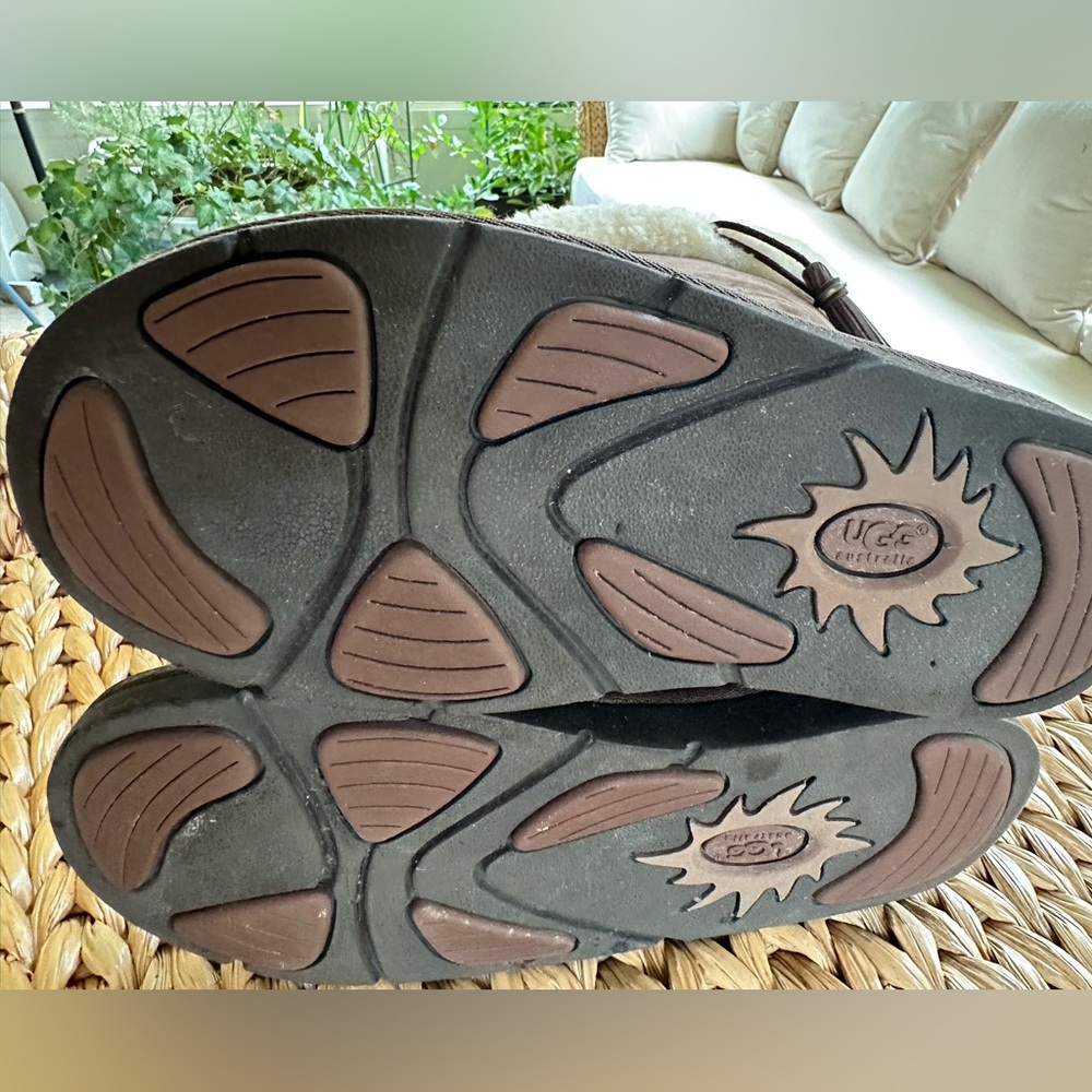 Ugg Australia Women’s Plumdale tall calf boots - Picture 6 of 13